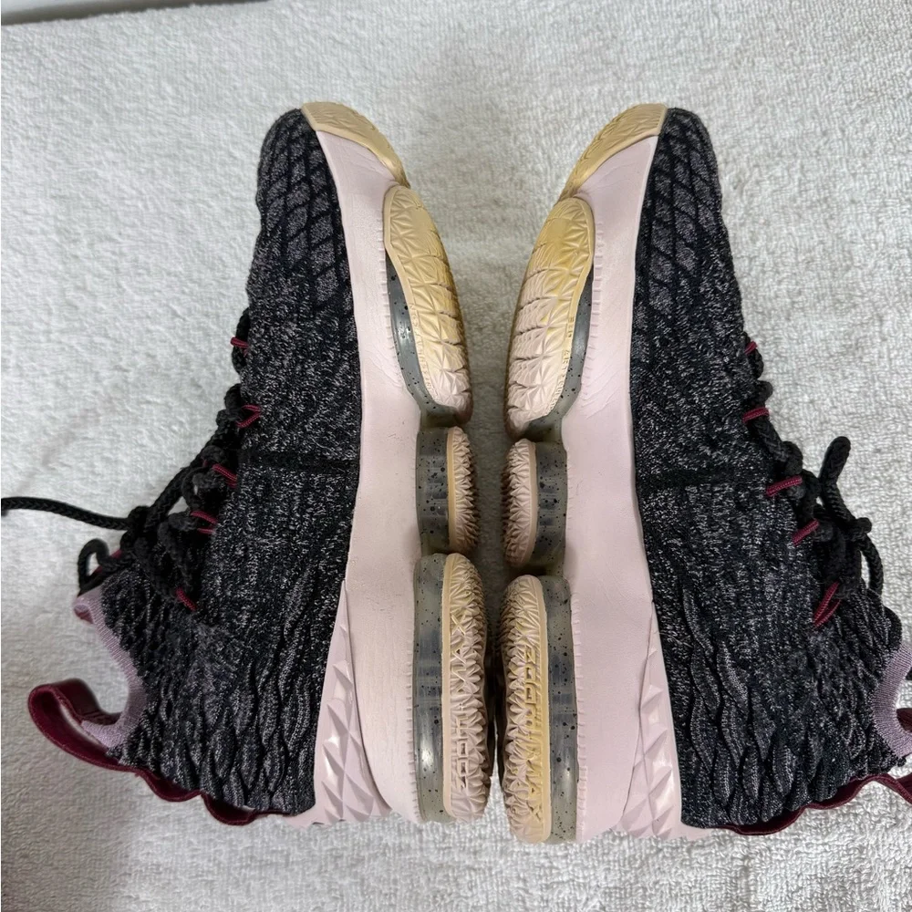 Nike Lebron XV Pride of Ohio‎ Sneakers Youth 4.5 Unisex Athletic Basketball
